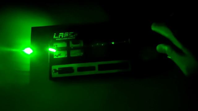 😱Powerful Green Laser Pointer Unboxing and Testing | 5 km Range Laser Light 😎🥰😍 смотреть онлайн