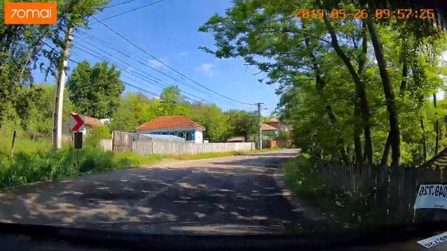 Oglinda ruptă смотреть онлайн