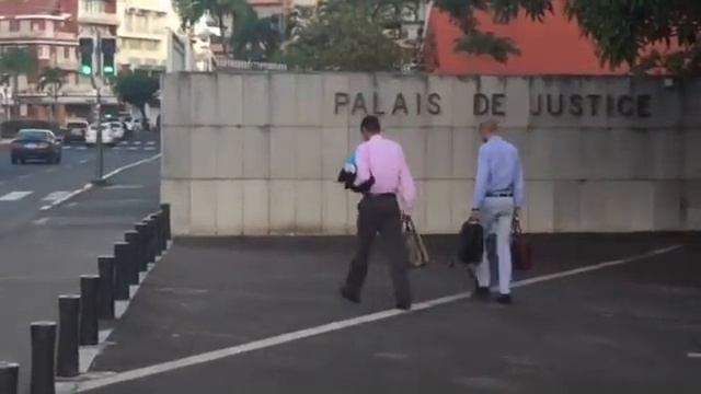 Pascal Saffache, ex pdt de l'UAG après sa mise en examen смотреть онлайн