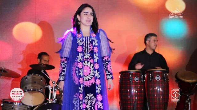 Рахмия Аюби консерт да Кохи Малика Бахшида ба Рузи Вахдати Милли 2018 смотреть онлайн