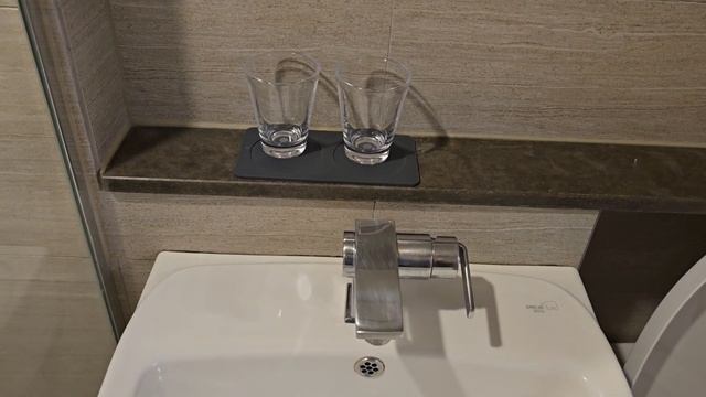 HOTEL HEW DONGHAE / Для ТЕХ , кто путешествует МОРСКИМ ПУТЁМ !🚢 / South Korea , Donghae / ОБЗОР . смотреть онлайн