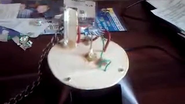 ЕЛЕКТРОСТАТИЧЕСКАЯ НЕВЕСОМОСТЬ . смотреть онлайн