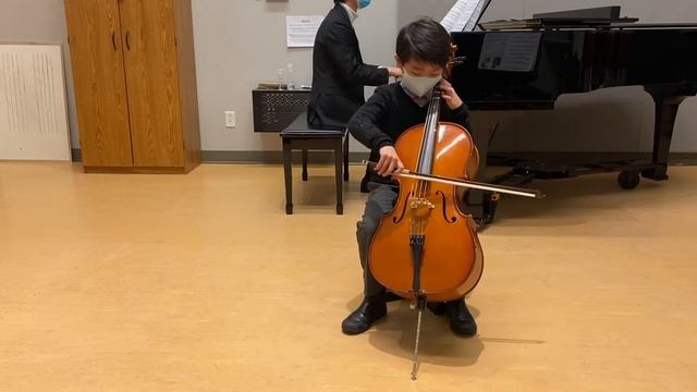Gavotte-J.B. Lully by Julian Lee смотреть онлайн