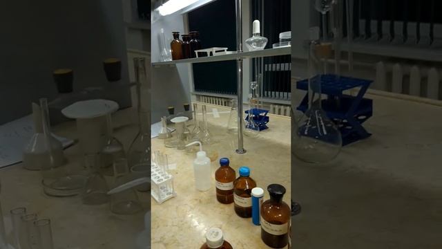 Судың иондық көбейтіндісі, судың, қышқылдың, сілті-негіздердің, тұздардың рН-ын анықтау. смотреть онлайн