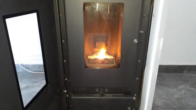 Pelet Sobası Kozlusan Lidya 25 kw sulu sistem kaloriferli смотреть онлайн