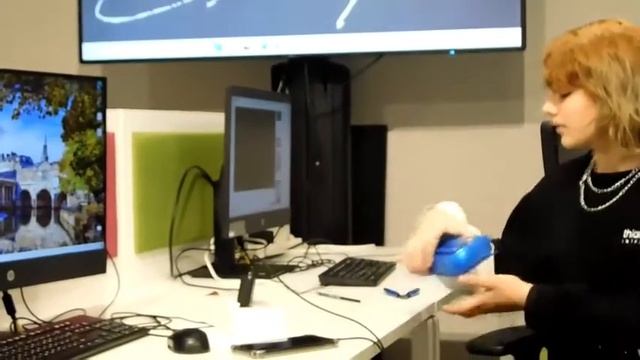 Ким Николь Умная розетка с модулем распознавания качества воздуха смотреть онлайн