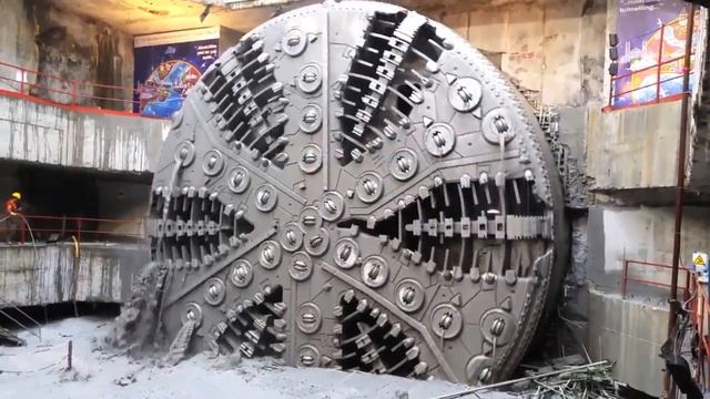Работа туннелепроходческой машины Herrenknecht Mixshield под Босфором смотреть онлайн