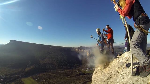 Женя 5 Грот Качи-Кальона прыжки с верёвкой в Крыму с командой Skyline смотреть онлайн