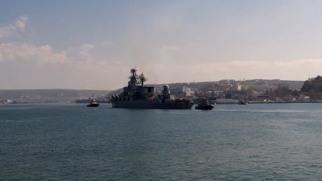 РК МОСКВА ВОЗВРАЩАЕТСЯ НА МЕСТО СТОЯНКИ смотреть онлайн