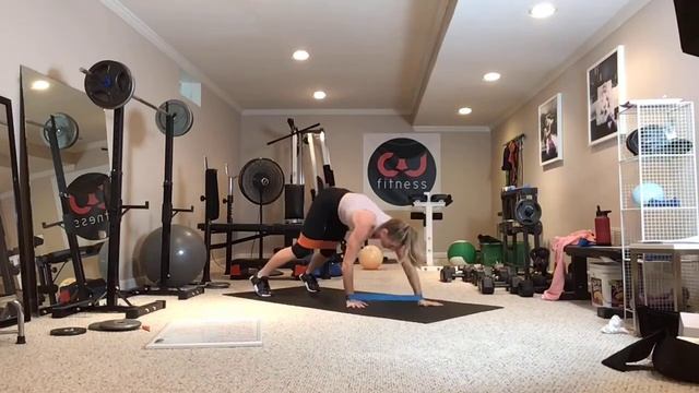 Fall Workout #17 Bodyweight, Bands and Mobility смотреть онлайн