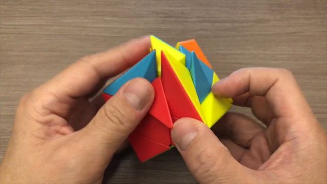 How To Solve An Axis Cube Using An Easy Method! #rubikscube #axis #3x3 смотреть онлайн