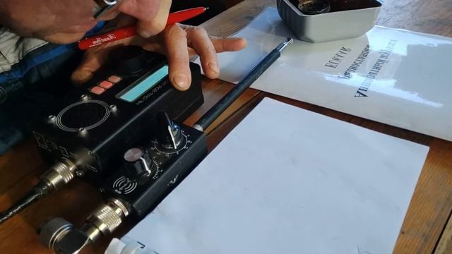Запаял порванную антенну (несимметричный диполь) и попытался связаться на 7 и 14 мегагерц смотреть онлайн