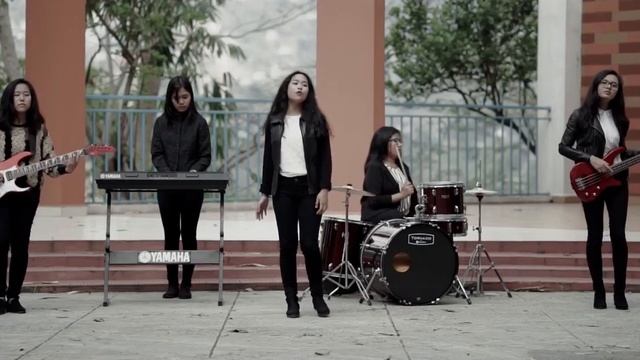 Eglaim - Aw Ropui ber {Official Music Video} смотреть онлайн