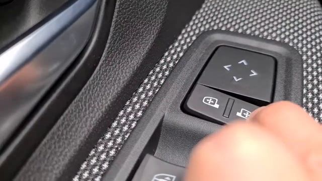 Interior Dacia Sandero Stepway Comfort TCe 90 CVT 2020 смотреть онлайн