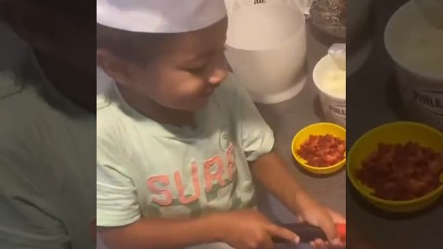 Easy fun chocolate cheesecake!! смотреть онлайн