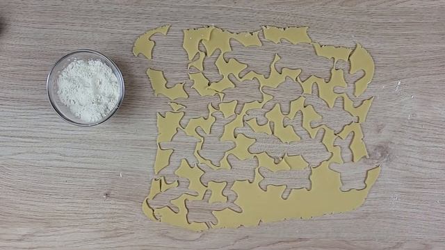 The cutest Easter bunny biscuits 🐰 🍪 Make them with kids!! *Bea's Bites* смотреть онлайн