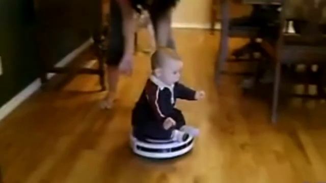 Ребенок и румба пылесос ! смотреть онлайн