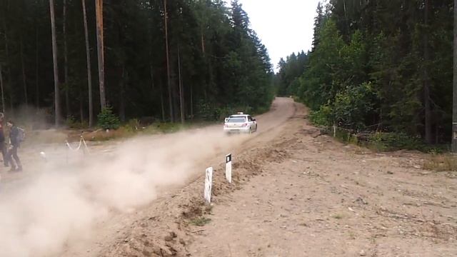 non-flying Carmaed смотреть онлайн