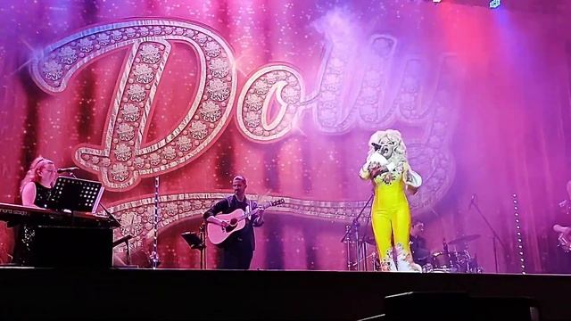 Jolene - The Dolly Show 2024 смотреть онлайн