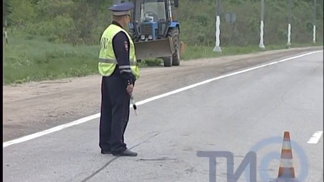 Маршрутка протаранила фуру под Тверью смотреть онлайн