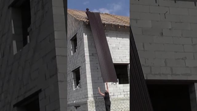 Делать надо сейчас, лучше уже не будет #стройка #сделайсам #своимируками #ремонт #diy #самострой смотреть онлайн