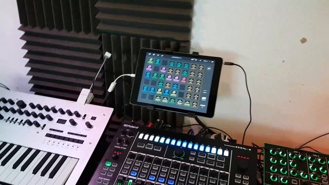 How My Studio Works - MIDI Connections and Using Korg Electribe 2 to Control Everything(No PC) смотреть онлайн