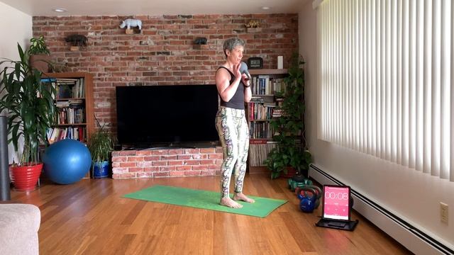 Total Body Kettlebell Workout смотреть онлайн