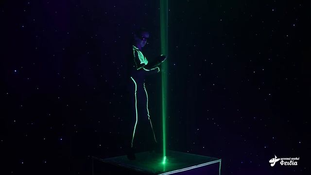 LASER WOMAN SHOW - Full Show смотреть онлайн