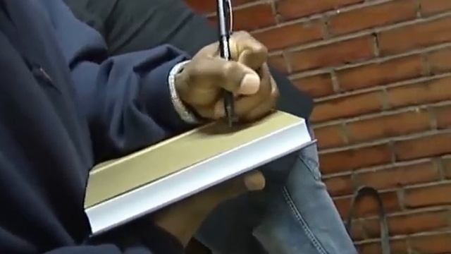 50 cent receives Russian Award in Literature.wmv смотреть онлайн