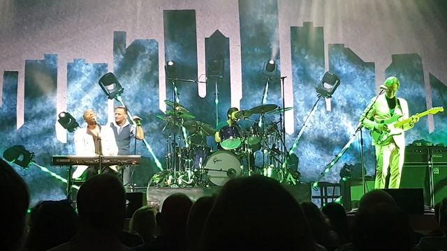 Slient Running, Mike and the Mechanics at Birmingham Symphony Hall 2023 смотреть онлайн