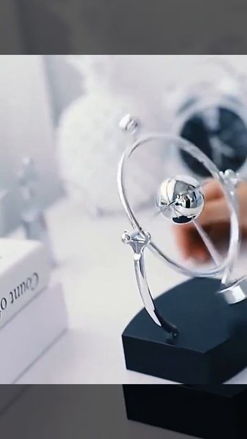 Newton Pendulum Rotation decoration | #Shorts смотреть онлайн