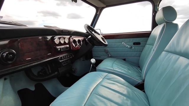 1999 CLASSIC ROVER MINI COOPER SPORTSPACK, RARE HAWAIIAN BLUE смотреть онлайн