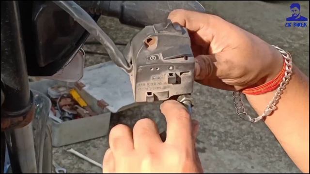 Bajaj Pulsar 150 // Accelerator Cable Change смотреть онлайн