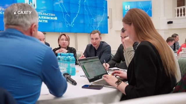 Экономика океана, энергетика и искусственный интеллект: в университете прошла стратсессия смотреть онлайн