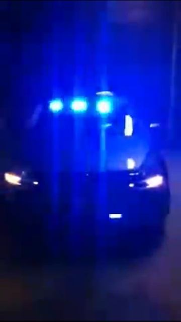 2011 VW Jett with Whelen lights смотреть онлайн
