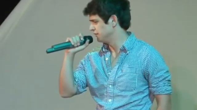 Andrea Newton y Alberto Pascal - Beautiful Day смотреть онлайн