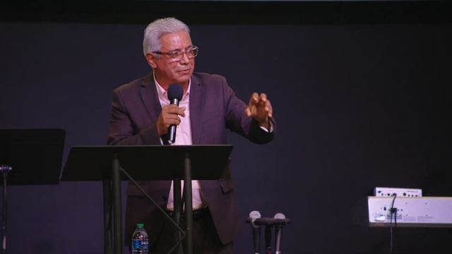 La diferencia del soplo y llenura del Espíritu Santo (Mario Oseguera) смотреть онлайн