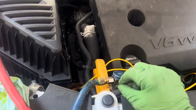 MICRON GAUGE YOUSEE THROUGH THE METAL LIKE YOU HAD X-RAY VISION SEEING MOISTURE BOIL OUT THE OIL смотреть онлайн