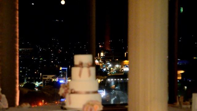 Two Weddings - Mobile DJ Gig Log смотреть онлайн