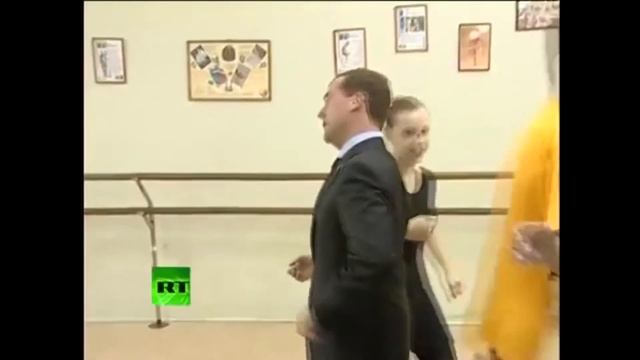 Железный Димон стал гулем смотреть онлайн