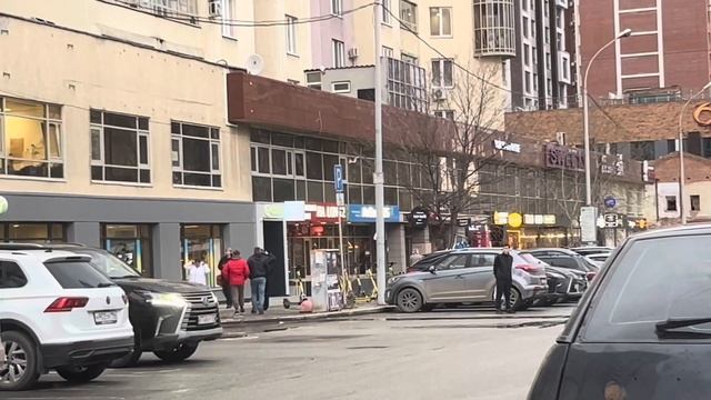 🎂ВЛОГ🎂Витале исполнилось 13 лет//Съездили за подарком//Екатеринбург смотреть онлайн