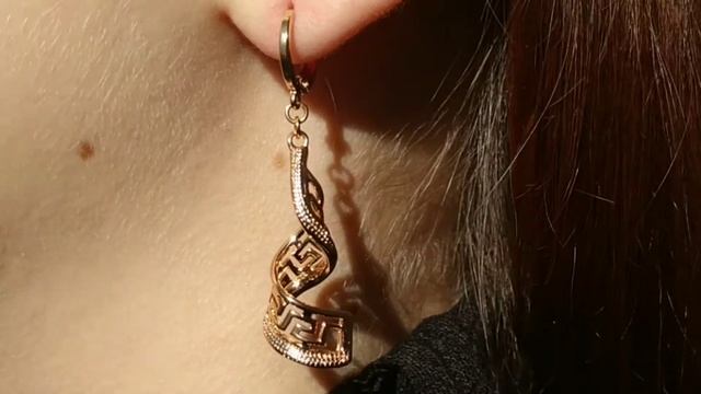 Сережки спирали с камнями золото мед сплав XUPING 12-35548 смотреть онлайн