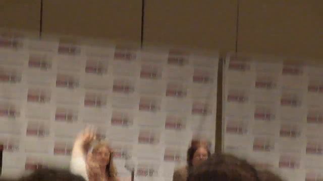 Matthew Gray Gubler & AJ Cook part 4 - Criminal Minds Q&A at Fan Expo Canada 8/25/12 смотреть онлайн