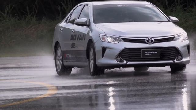 Yokohama ADVAN dB V552 смотреть онлайн