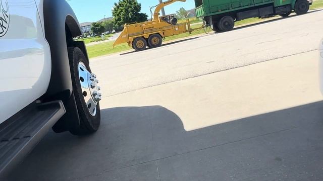 SAYING GOODBYE TO THE LAMBO :( смотреть онлайн