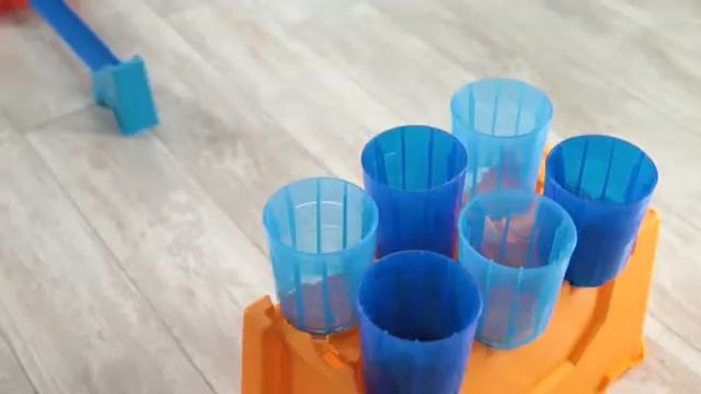 Hot Wheels Track Builder Barrel Box смотреть онлайн