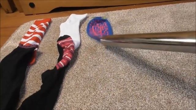 👠 Woman Vacuuming LARGE PILE OF SOCKS ~ Relaxing ASMR VACUUM CLEANER Sound ~ WHITE NOISE for SLEEP смотреть онлайн
