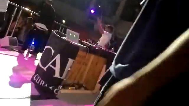 Pascal "Nee-Hi" , Parris Robbo, Calvin смотреть онлайн