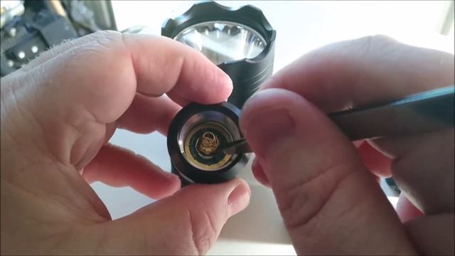 Brinyte S18 Hunting flashlight Review/Cree XML2-U4 +Red/Green Cree XPE-R5 смотреть онлайн