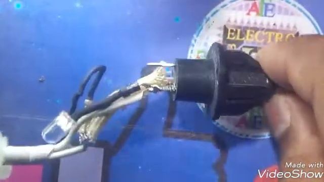 SOLDERING IRON WITH LED INDICATOR смотреть онлайн